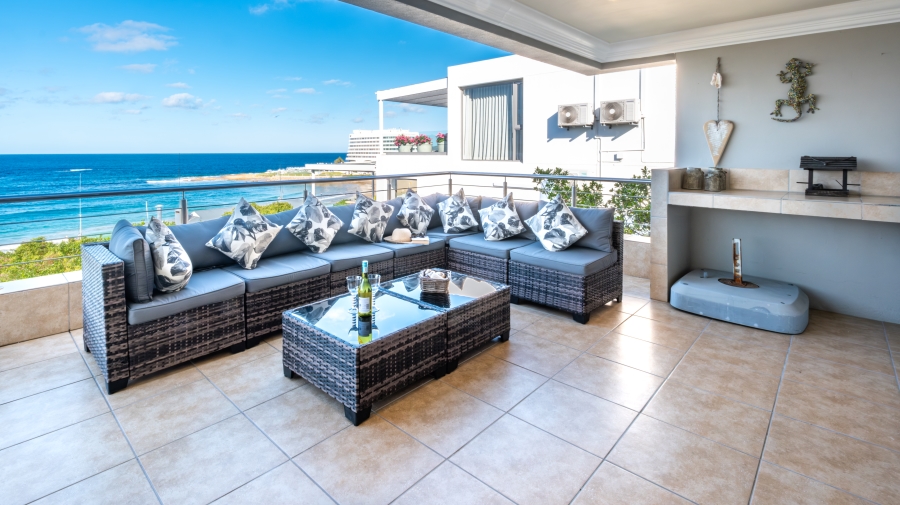 7 Bedroom Property for Sale in Beacon Isle Western Cape